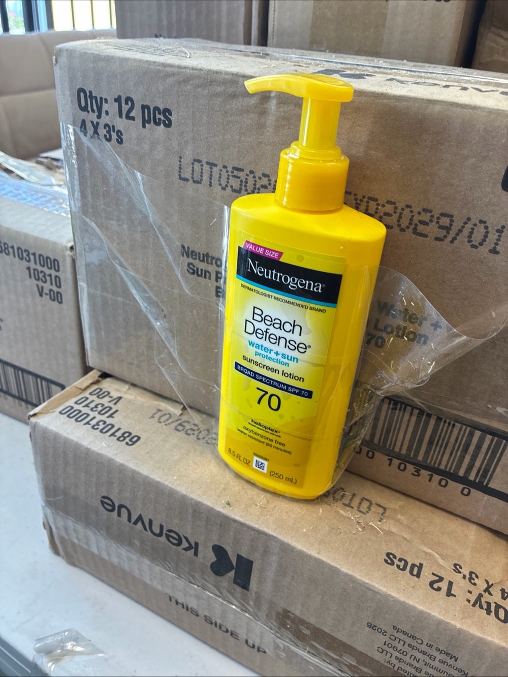 Neutrogena Yellow Beach Defense SPF 70 Sunscreen Lotion Pump 12 count case